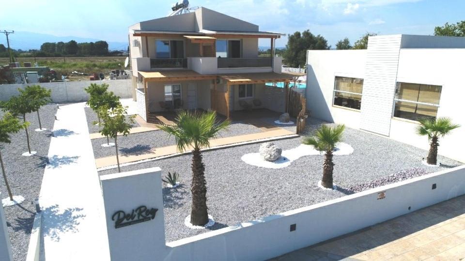 فندق Del Rey Paralía المظهر الخارجي الصورة